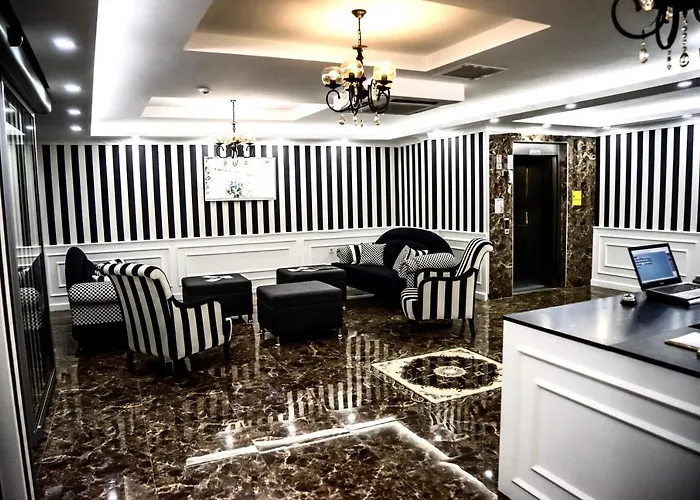 Cnr Inci Hotel